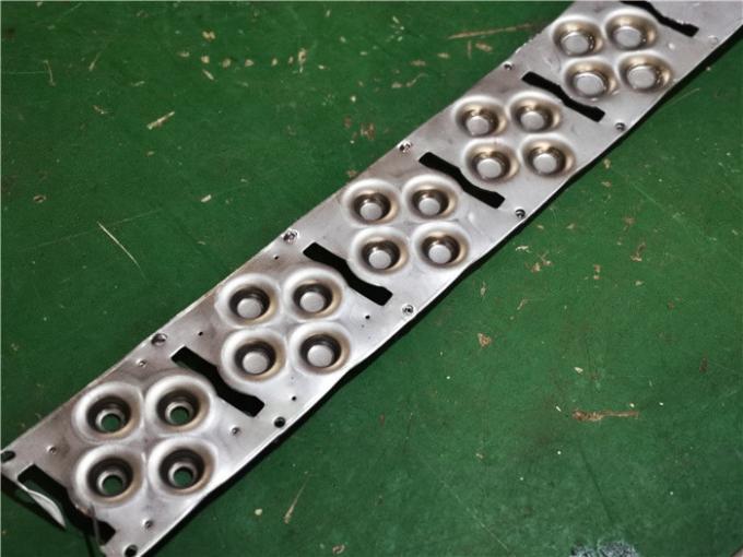 部品、ステンレス鋼のスタンピングを押す金属を形作る冷間圧延された鋼鉄 0