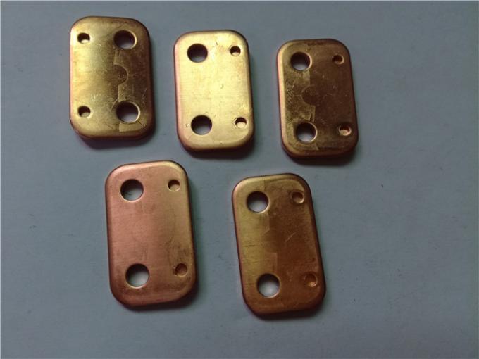 純粋な銅は部品、ブランクの進歩的な薄板金のダイスを押す金属に付けます  2