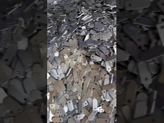 金属板