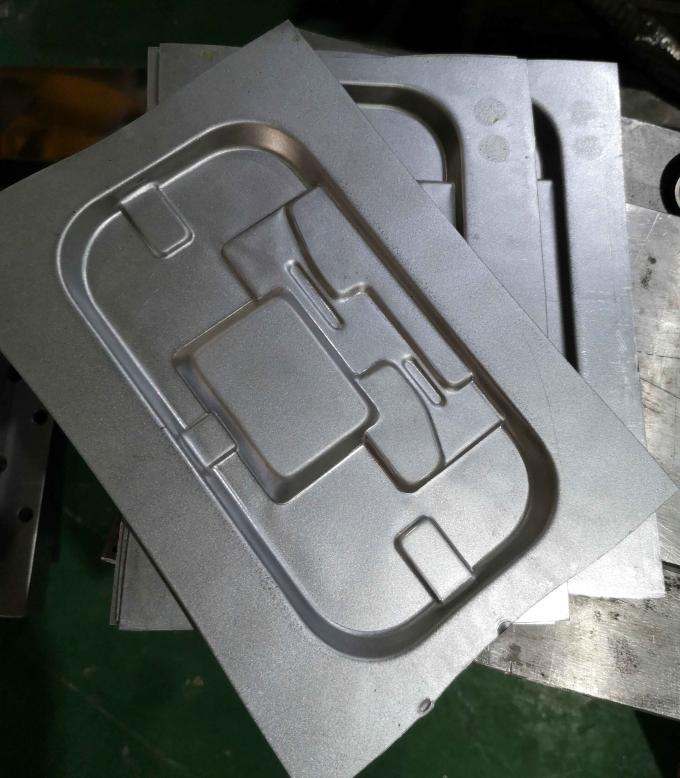 金属スタンプ部品 ステンレス鋼のスタンプ部品とハードウェアアクセサリー 0